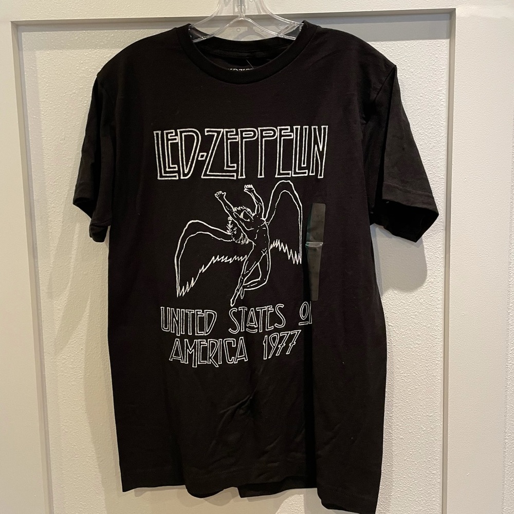 Ledd Zeppelin graphic tee